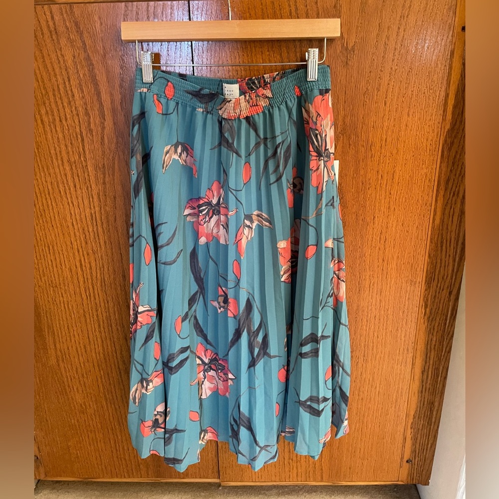 Target A New Day pleated floral midi skirt